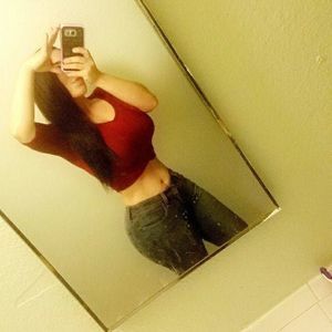 Meet your Posher, Liz